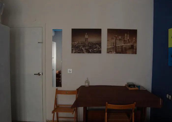Habitacion Individual Luna & Tambor Room